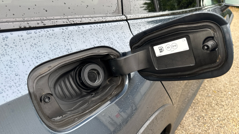 Volvo V60 2.0 B5P Cross Country 5dr AWD Auto Petrol Estate